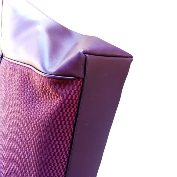 Coach Gorgeous $614 Legacy Jacquard Tote & Matching Wallet Set EUC - Picture 7 of 15